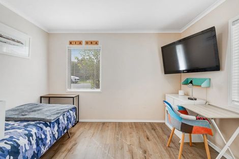 Photo of property in 17 Cape Cod Drive, Gulf Harbour, Whangaparaoa, 0930