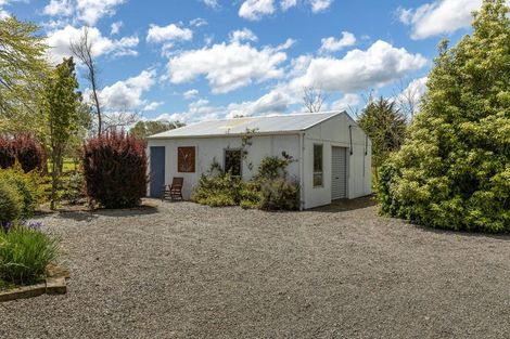 Photo of property in 74 Wanganui Road, Marton, 4788