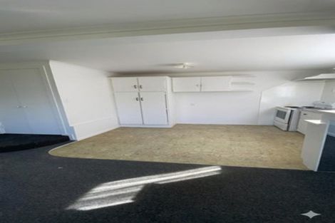 Photo of property in 10 Memorial Drive, Parahaki, Whangarei, 0112
