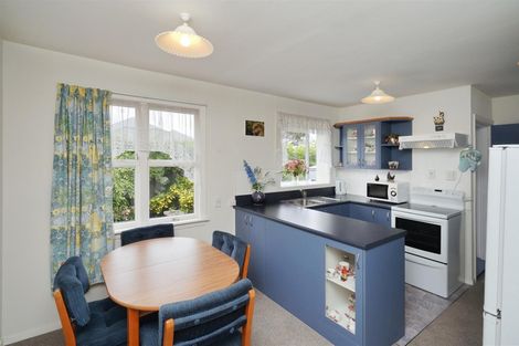 Photo of property in 14 Farquhars Road, Redwood, Christchurch, 8051
