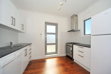 Photo of property in 87a Overtoun Terrace, Hataitai, Wellington, 6021