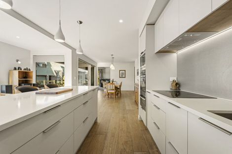 Photo of property in 31 Tawa Street, Mount Maunganui, 3116