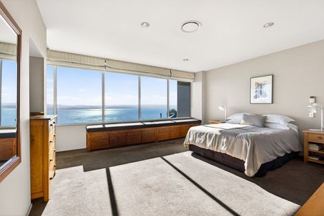 Photo of property in 2/23 Seapoint Road, Bluff Hill, Napier, 4110