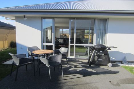 Photo of property in 11 Saint Adela Place, Woolston, Christchurch, 8062