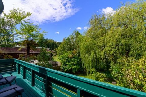 Photo of property in 100b Grand Vue Road, Kawaha Point, Rotorua, 3010