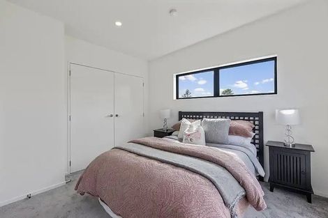 Photo of property in 11e Barrie Avenue, Papatoetoe, Auckland, 2025