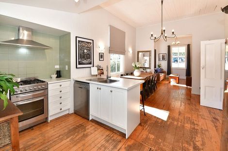 Photo of property in 25 Kowhai Street, Helensville, 0800