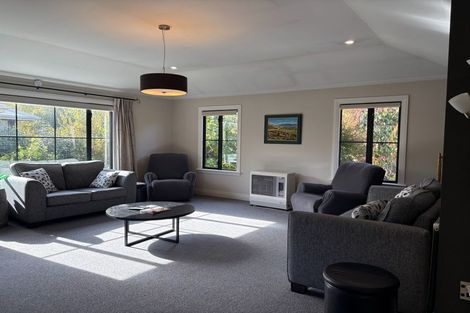 Photo of property in 82 Devon Street, Arrowtown, 9302