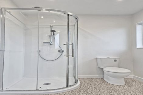 Photo of property in 32 Matthews Road, Wainuiomata, Lower Hutt, 5014