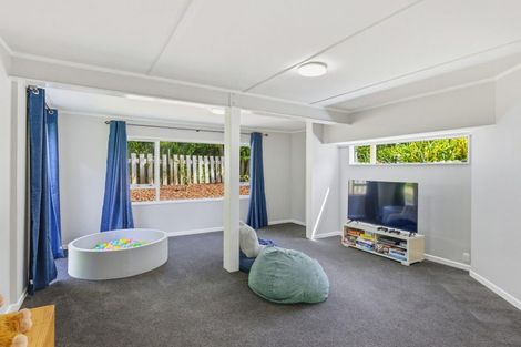 Photo of property in 92 Leinster Avenue, Raumati South, Paraparaumu, 5032