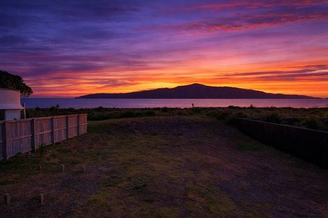 Photo of property in 57 Manly Street, Paraparaumu Beach, Paraparaumu, 5032