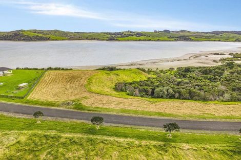 Photo of property in 53 Hinamoki Drive, Kaiwaka, 0573