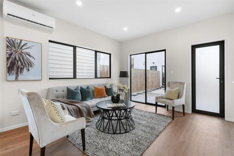 Photo of property in 105b Grove Road, Papakura, 2110