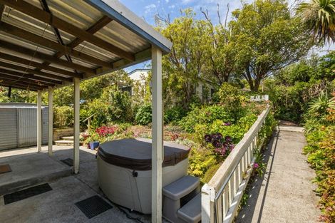 Photo of property in 13 Motukari Place, Onaero, Waitara, 4383