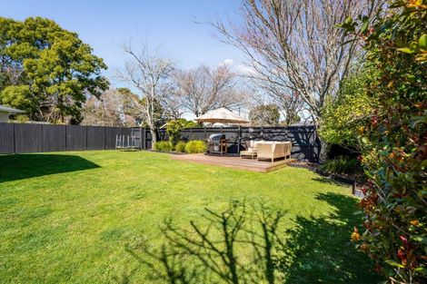 Photo of property in 16 Ngahere Street, Inglewood, 4330