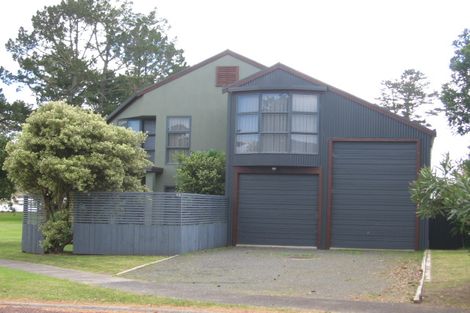 Photo of property in 48 Pleasant Place, Pauanui, Hikuai, 3579