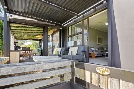 Photo of property in 1 Mount Avenue, Pauanui, Hikuai, 3579