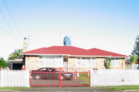 Photo of property in 148 Russell Road, Manurewa, Auckland, 2102