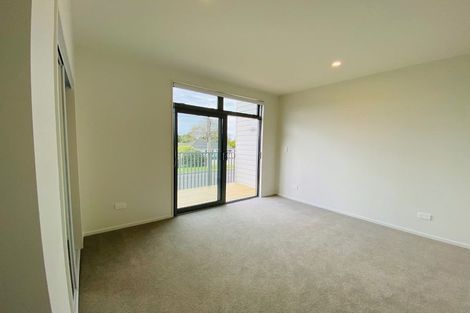 Photo of property in 588e Te Atatu Road, Te Atatu Peninsula, Auckland, 0610