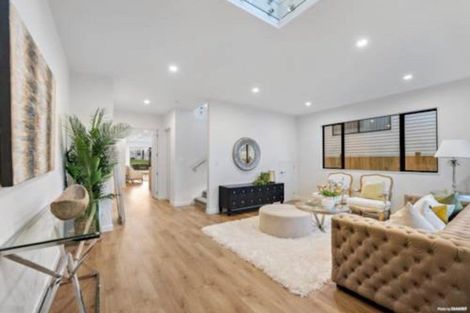 Photo of property in 44 Dungloe Avenue, Flat Bush, Auckland, 2019