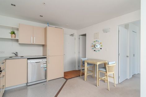 Photo of property in Dual Apartments, 406/142u Vivian Street, Te Aro, Wellington, 6011