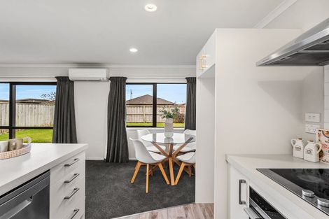 Photo of property in 32 Hodgkinson Road, Pegasus, 7612