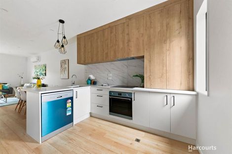 Photo of property in 10/6 Kereru Street, Henderson, Auckland, 0612