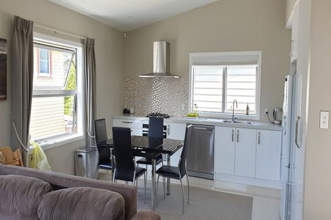 Photo of property in 113u1 Moorefield Road, Johnsonville, Wellington, 6037