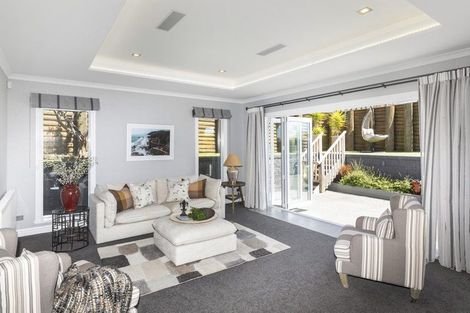 Photo of property in 6 Rushden Rise, Westmorland, Christchurch, 8025