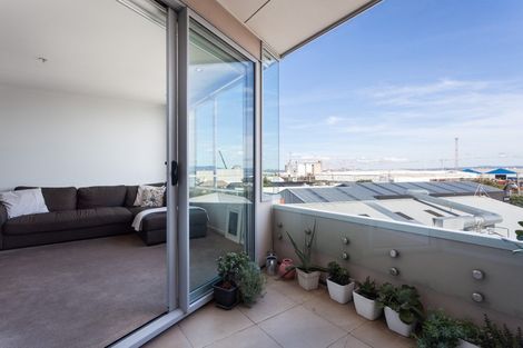 Photo of property in 313/332 Maunganui Road, Mount Maunganui, 3116