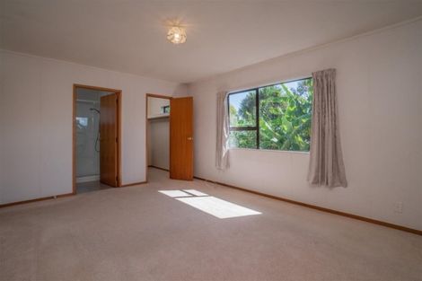 Photo of property in 4 Pine Street, New Lynn, Auckland, 0600