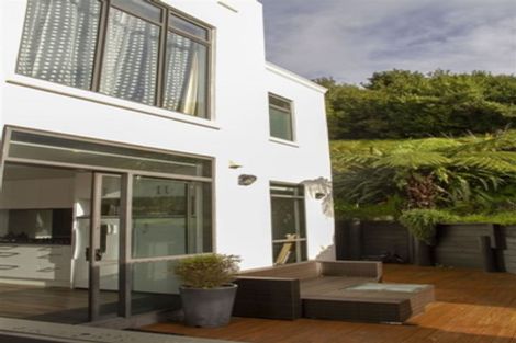 Photo of property in 10 Claverton Grove, Churton Park, Wellington, 6037