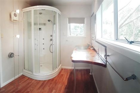 Photo of property in 98 Glenpark Avenue, Frankleigh Park, New Plymouth, 4310