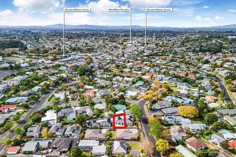 Photo of property in 2/11 Forster Avenue, Hillcrest, Hamilton, 3216