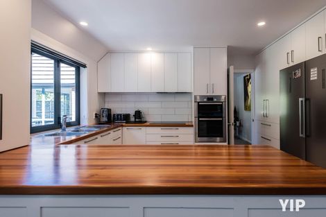 Photo of property in 17a Simla Crescent, Khandallah, Wellington, 6035