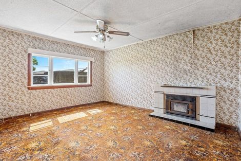 Photo of property in 154 Tawa Road, Kumeu, 0891