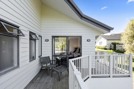 Photo of property in 14 Guildford Place, Bethlehem, Tauranga, 3110
