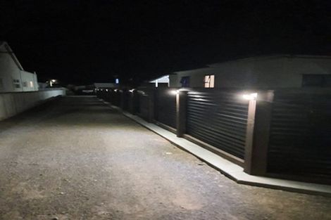 Photo of property in 42 Collins Street, Hawera, 4610