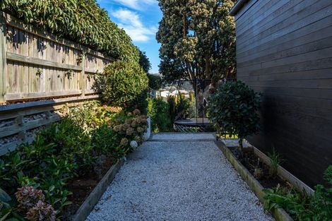 Photo of property in 287 Cannon Hill Crescent, Mount Pleasant, Christchurch, 8081
