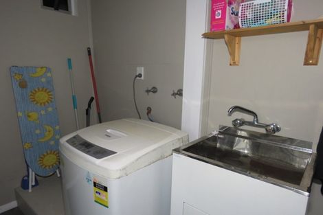 Photo of property in 24 Fonblanque Street, Westport, 7825