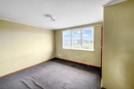 Photo of property in 2-4 Devon Crescent, Bulls, 4818