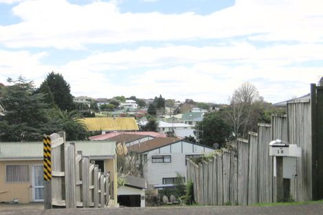 Photo of property in 18 Seymour Place, Bellevue, Tauranga, 3110