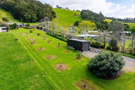 Photo of property in 21 Going Road, Matarau, Kamo, 0185