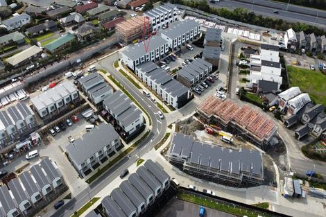 Photo of property in 2 Mikoikoi Crescent, Mangere Bridge, Auckland, 2022