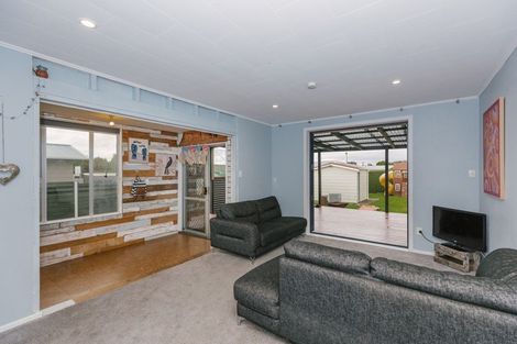 Photo of property in 13 Bovis Street, Shannon, 4821