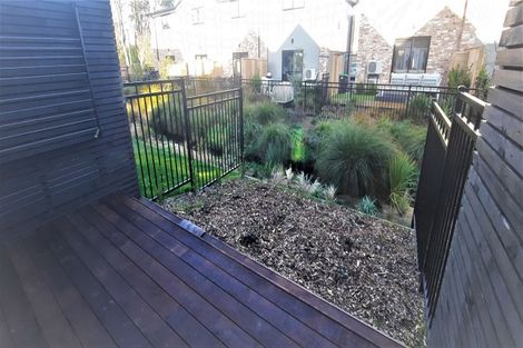 Photo of property in 2/37 Webb Street, St Albans, Christchurch, 8014
