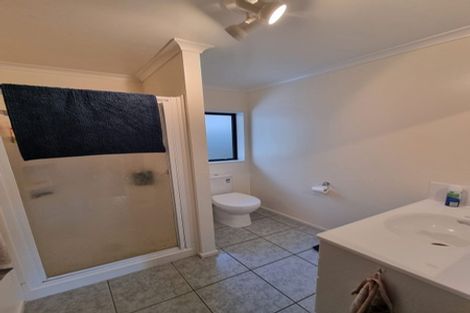 Photo of property in 91 Moyrus Crescent, East Tamaki Heights, Auckland, 2016