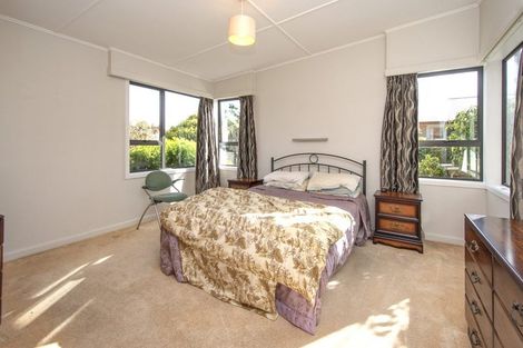 Photo of property in 11 Gilbert Street, Amberley, 7410