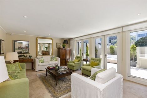 Photo of property in Highwic, 18/32u Hobson Street, Thorndon, Wellington, 6011