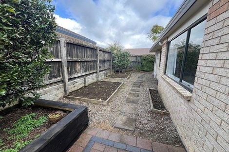 Photo of property in 9 Ardkeen Place, East Tamaki, Auckland, 2016